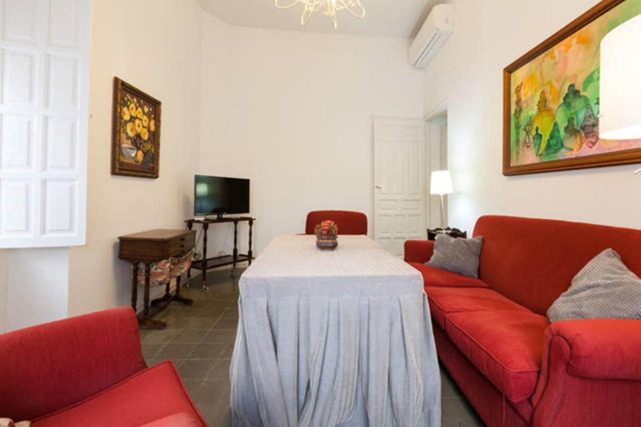 Apartamentos Rg Arenal 세비야 객실 사진