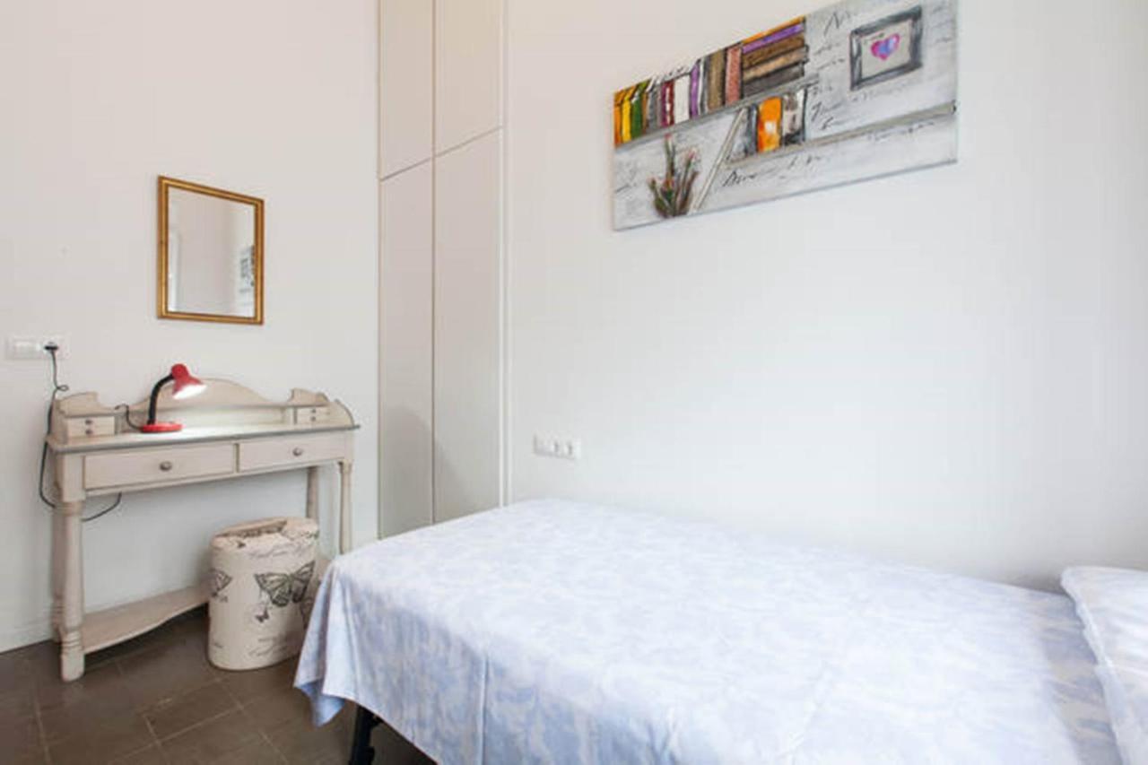 Apartamentos Rg Arenal 세비야 객실 사진