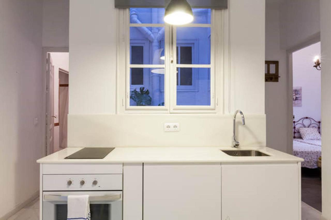 Apartamentos Rg Arenal 세비야 객실 사진